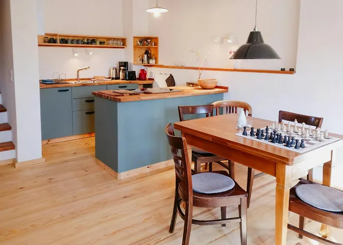 Lejlighed Maisonette With Wood Stove And Natural Garden *