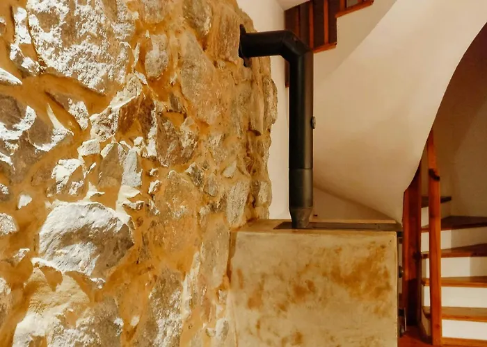 Apartment Maisonette With Wood Stove And Natural Garden